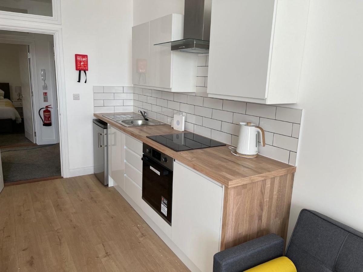 Brand New Montrouge Apartments - Perfect Location!! Portsmouth Bagian luar foto
