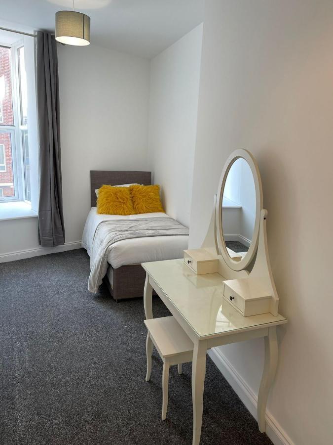 Brand New Montrouge Apartments - Perfect Location!! Portsmouth Bagian luar foto