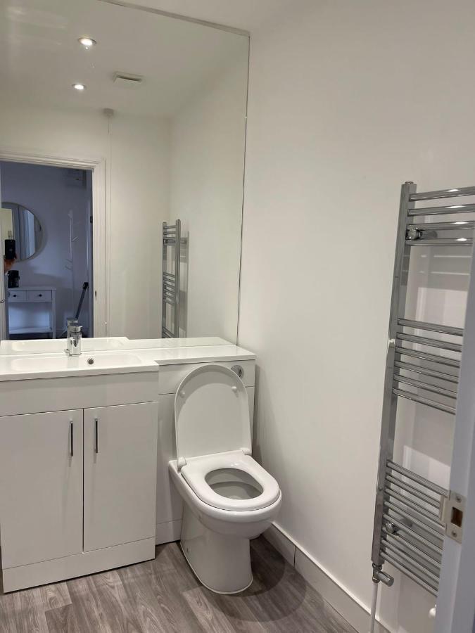 Brand New Montrouge Apartments - Perfect Location!! Portsmouth Bagian luar foto