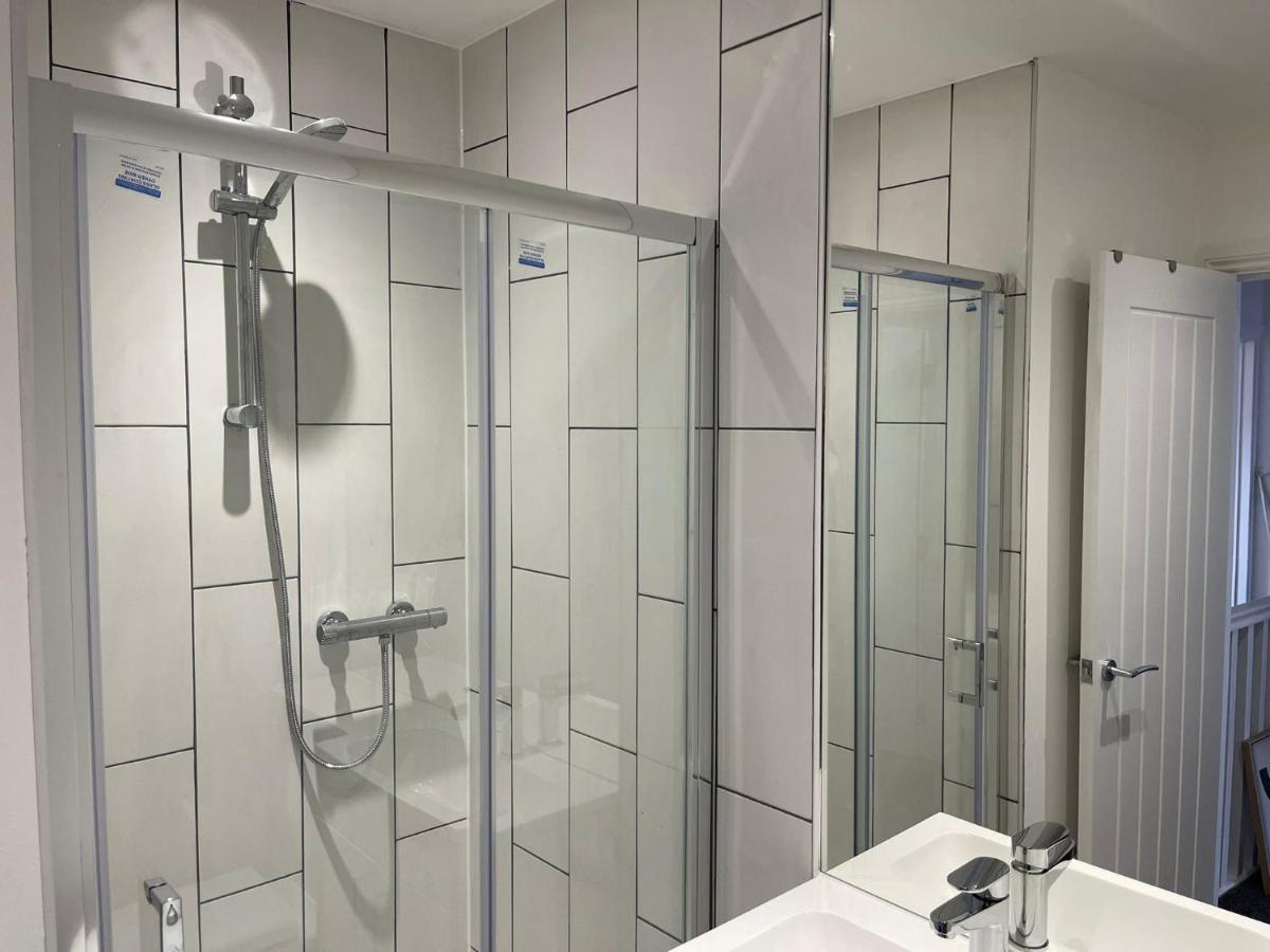 Brand New Montrouge Apartments - Perfect Location!! Portsmouth Bagian luar foto