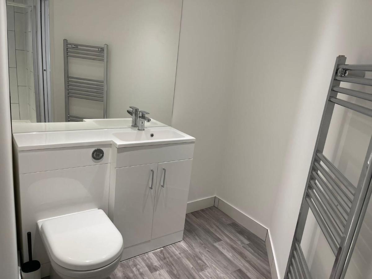 Brand New Montrouge Apartments - Perfect Location!! Portsmouth Bagian luar foto